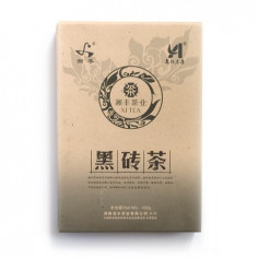 Чорний чай у цеглі