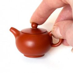 Чайник у формі перлини
