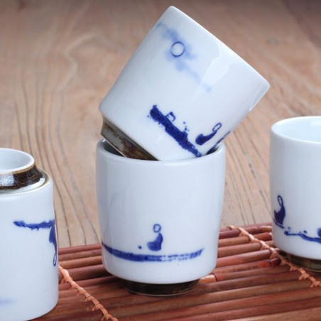 Чаша з цзиндечженьского порцеляни на ніжці «Символ довголіття» (однокольоровий розпис)