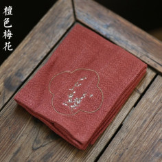 Льняний чайний рушник зі сніжною сливою