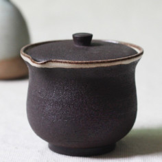 Оригінальна чорна гайвань