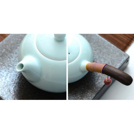 Чайник лунцюаньського випалу з боковою ручкою