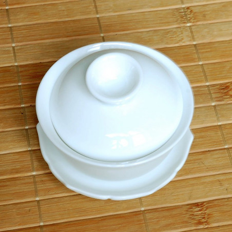 Біла гайвань лунцюаньського випалу