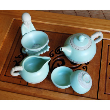 Сервіз із жу яо з орнаментом