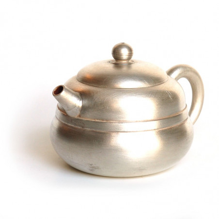 Чайник із ісинської глини, покритий сріблом