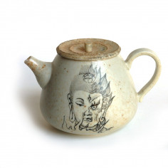 Керамічний чайник "Добро і зло"