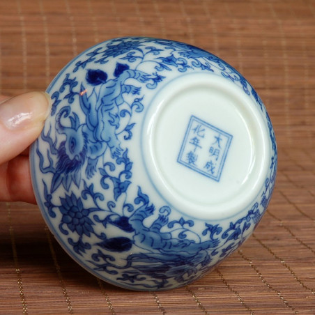 "Слони та лотоси" - чаша з тонкостінної порцеляни "Слони та лотоси" - чаша з тонкостінної порцеляни