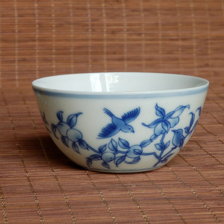 "Персиковий сад" - чаша з тонкостінної порцеляни "Персиковий сад" - чаша з тонкостінної порцеляни