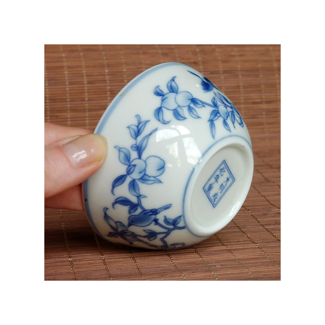 "Персиковий сад" - чаша з тонкостінної порцеляни "Персиковий сад" - чаша з тонкостінної порцеляни