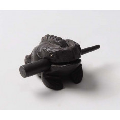 Жаба, що співає, темна