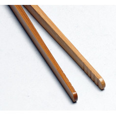 Щипці бамбукові з ниткою 2