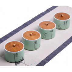 Селадонова чайниця з бамбуковою кришкою