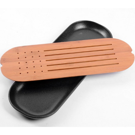 Овальна чабань із чорною керамічною основою