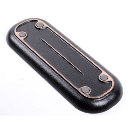 Овальна чабань із чорною керамічною основою