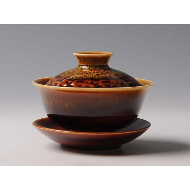 Гайвань яобянь з жовтим відтінком