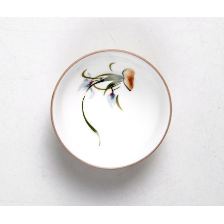 Світло-коричнева чаша з орхідеєю