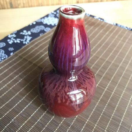 Висока маленька вазочка з малиновою глазур'ю (1)