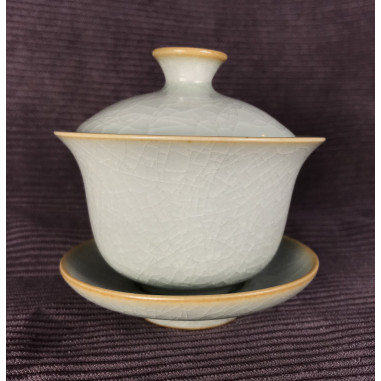 Гайвань із селадону сірого кольору