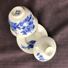 Класична гайвань з хризантемою 2