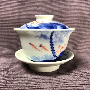 Класична гайвань «Лотоси та рибки» Класична гайвань «Лотоси та рибки»