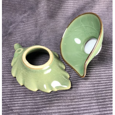 Селадонове ситечко болотно-зеленого кольору 2