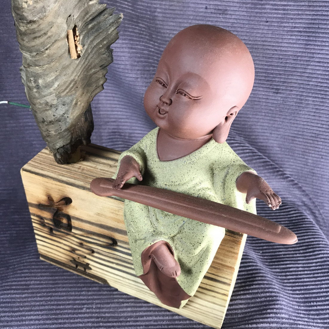 Музикант, середня інтер'єрна статуетка Музикант, середня інтер'єрна статуетка