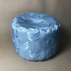 Синя подушка для медитацій