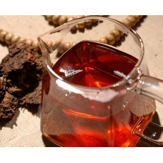 Старий чай голови з 400-річних дерев 2