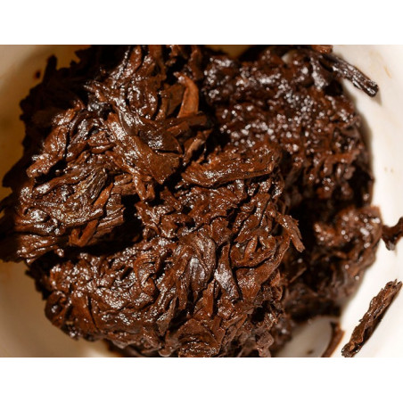 Старий чай голови з 400-річних дерев Старий чай голови з 400-річних дерев