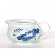 Чахай із цзиндечженьського порцеляни «Лотос»