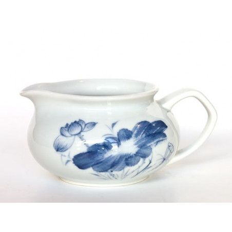 Чахай із цзиндечженьського порцеляни «Лотос» Чахай із цзиндечженьського порцеляни «Лотос»