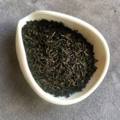 Червоний чай з лічі