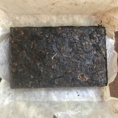 Цегла шу пуера з давніх дерев