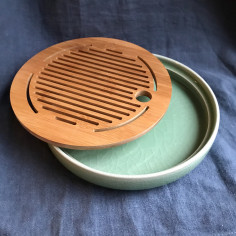 Маленька кругла чабань із зеленою селадоновою керамічною основою 2