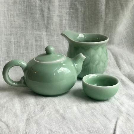 Чайник із селадону Діяо Чайник із селадону Діяо