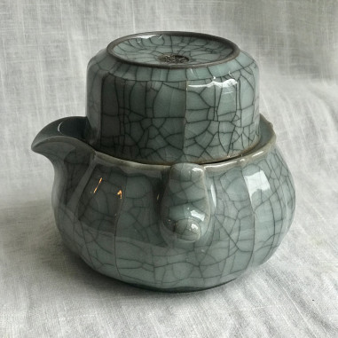 Чайник-гайвань із селадону з чашею-кришкою в подарунковій коробці