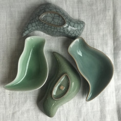 Чахе у вигляді аркуша з дияо кольору зеленої сливи. 2