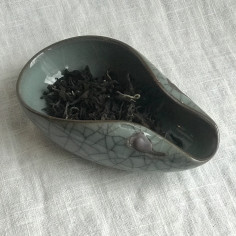 Класичне чахе з геяо з прожилками