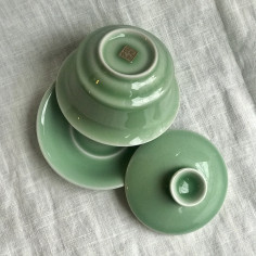 Гайвань з діао кольору зеленої сливи 2