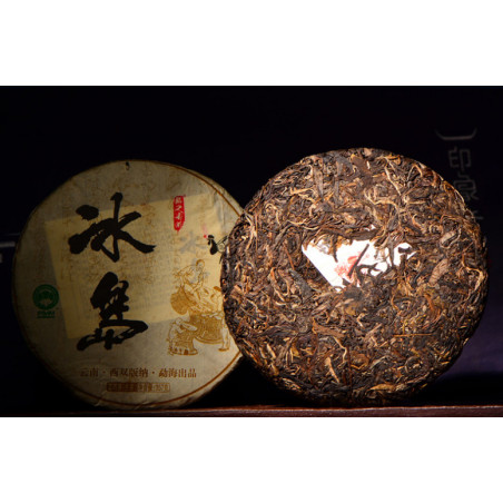 Весняний шен зі старих дерев Біндао гори Весняний шен зі старих дерев Біндао гори