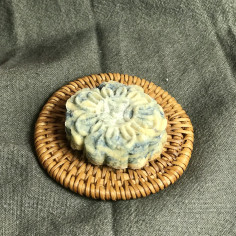 Маленький місячний пряник із лавандою