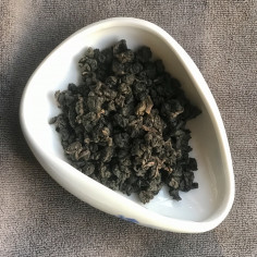 Витриманий улун з морозного піку