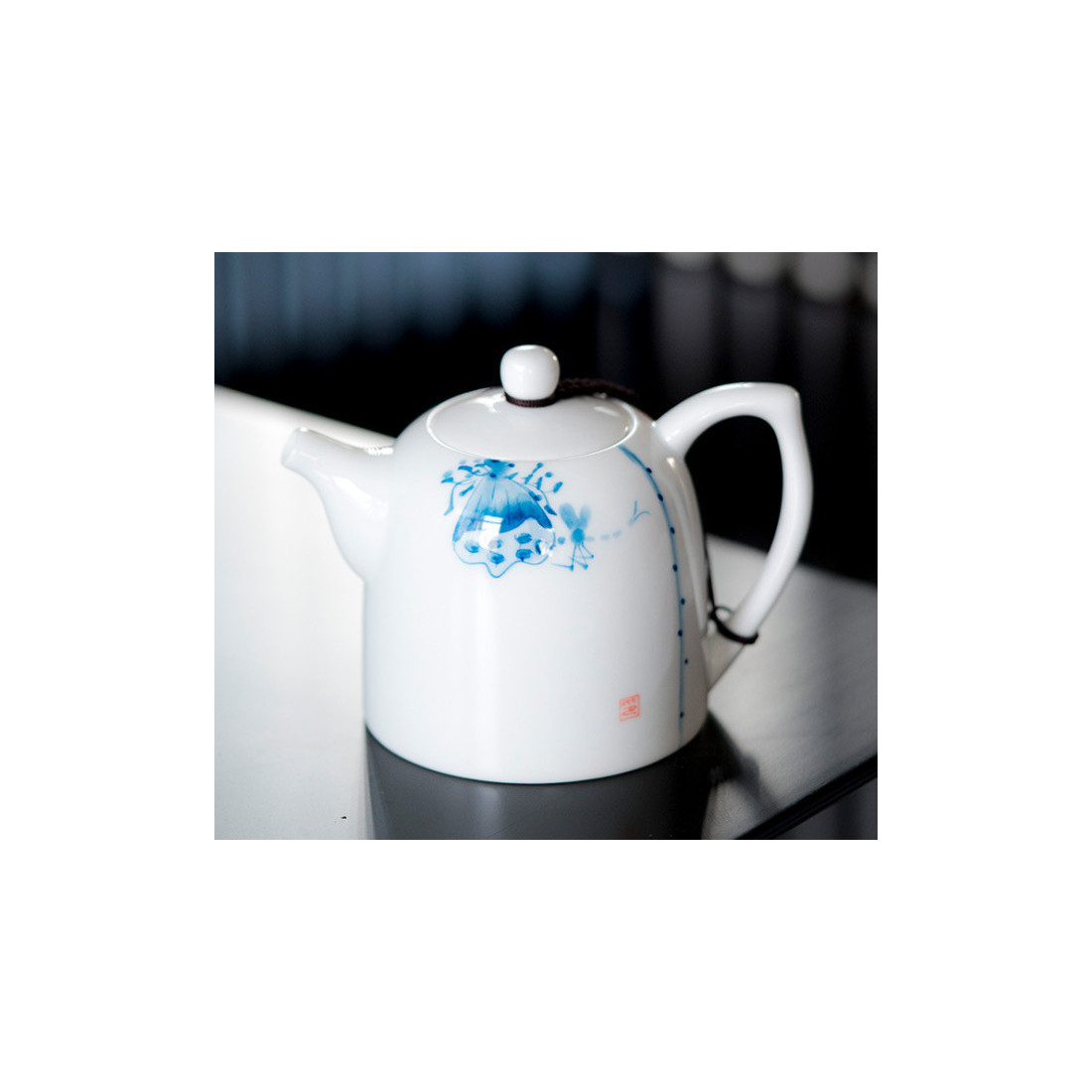 Лотоси - набір з цзиндечженьского фарфору Лотоси - набір з цзиндечженьского фарфору