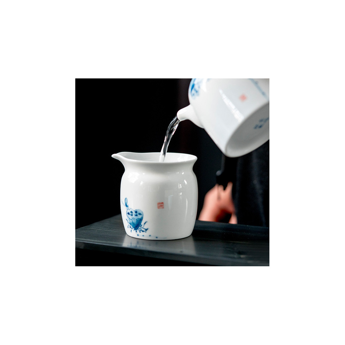 Лотоси - набір з цзиндечженьского фарфору Лотоси - набір з цзиндечженьского фарфору