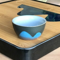 Далекі гори - чаша з геяо з чорною глазур'ю