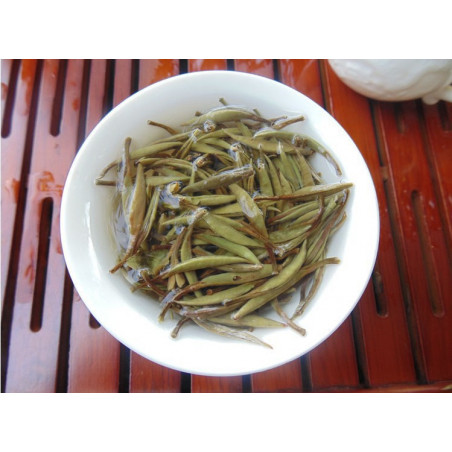 Біле місячне світло