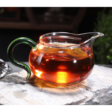 Чай з медовим ароматом з диких дерев