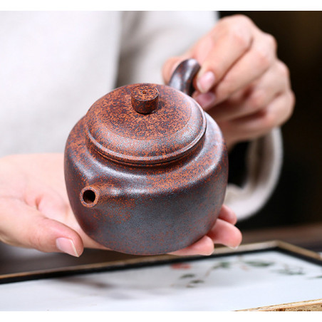 «Дзвон чесноти» - чайник з ісинської глини