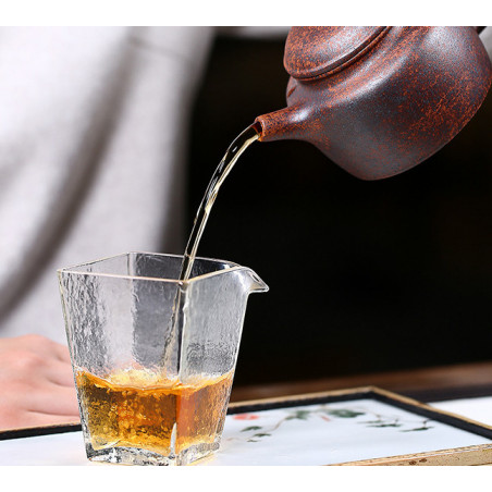 «Дзвон чесноти» - чайник з ісинської глини