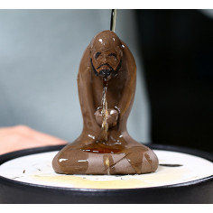 "Дамо" - статуетка з ісинської глини